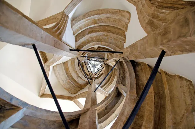 Schody gięte i spiralne - 