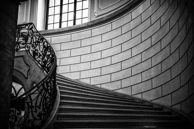 Schody gięte i spiralne - 